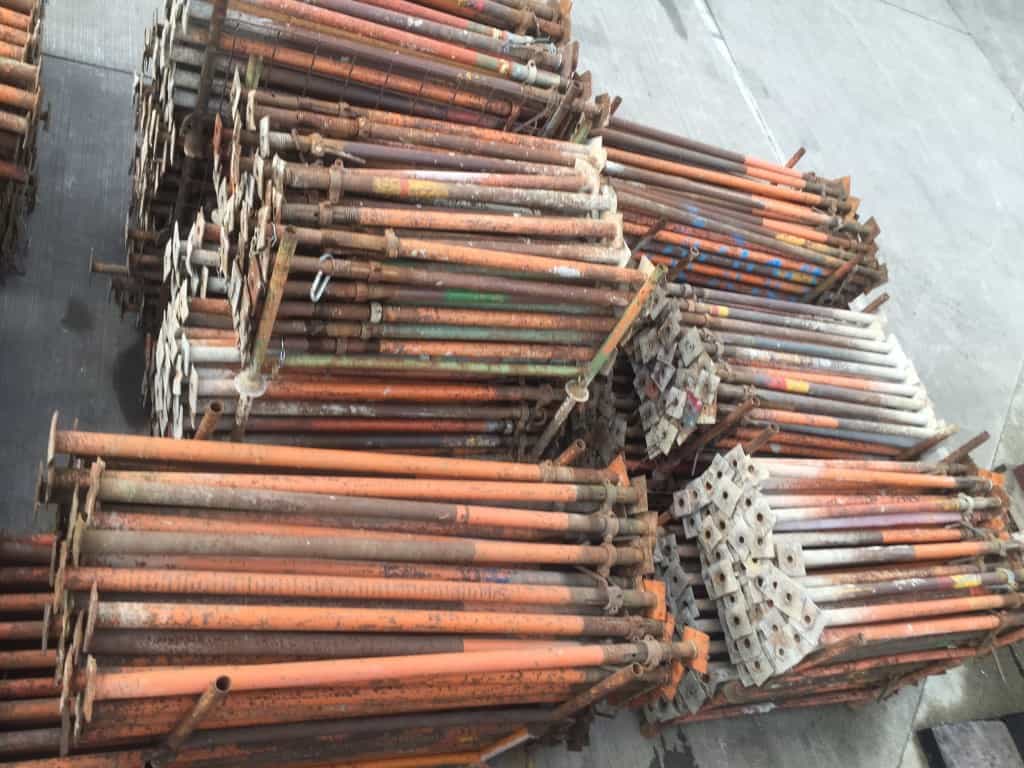 Montants peints de 1,70-3,70m - Image 3