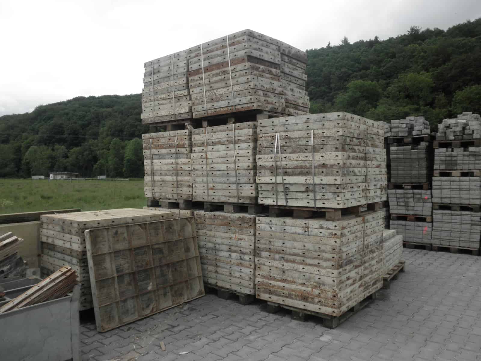 Coffrage de la grille Paschal - Image 5