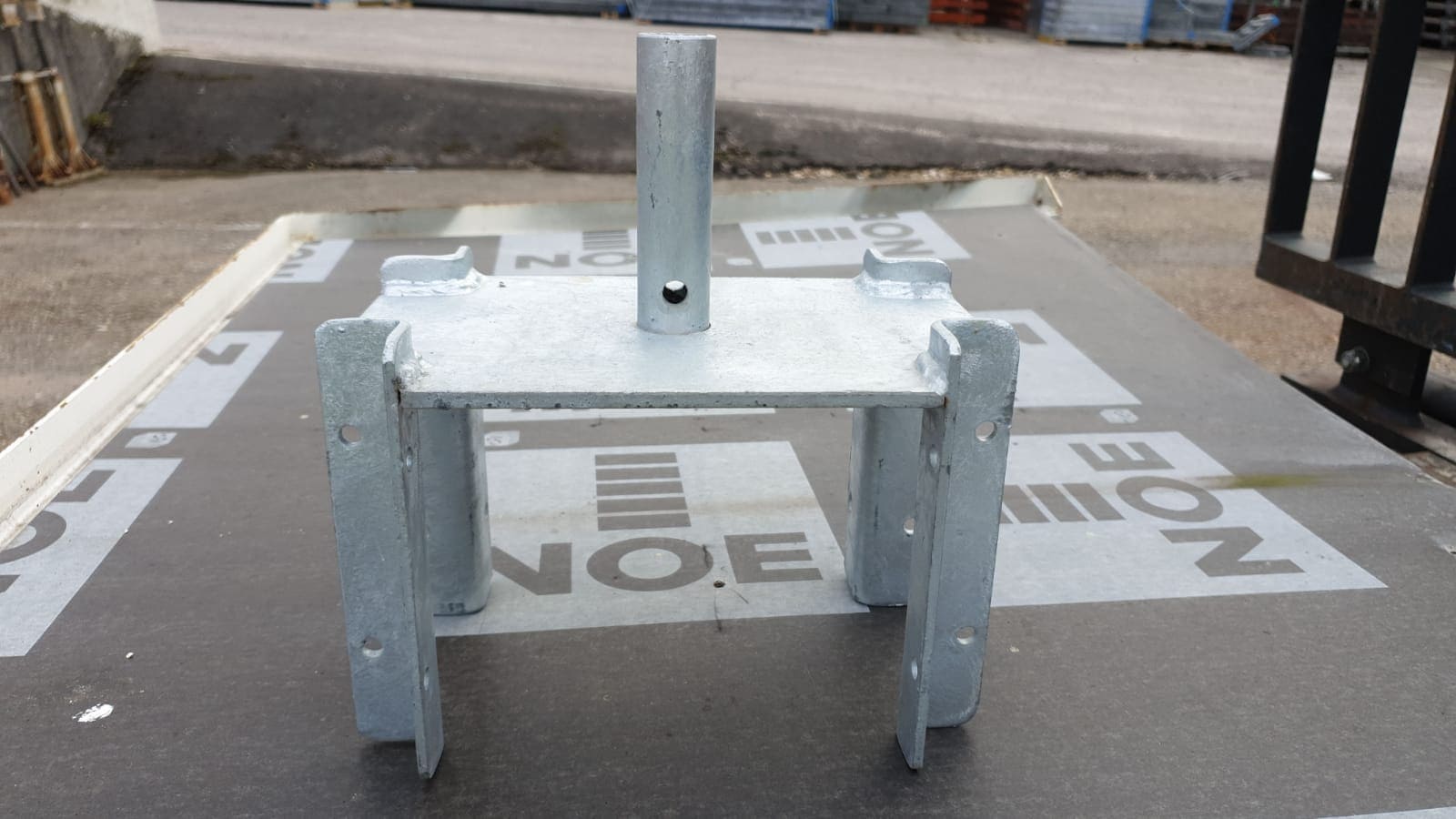 Четырехсторонние головки для деревянных балок