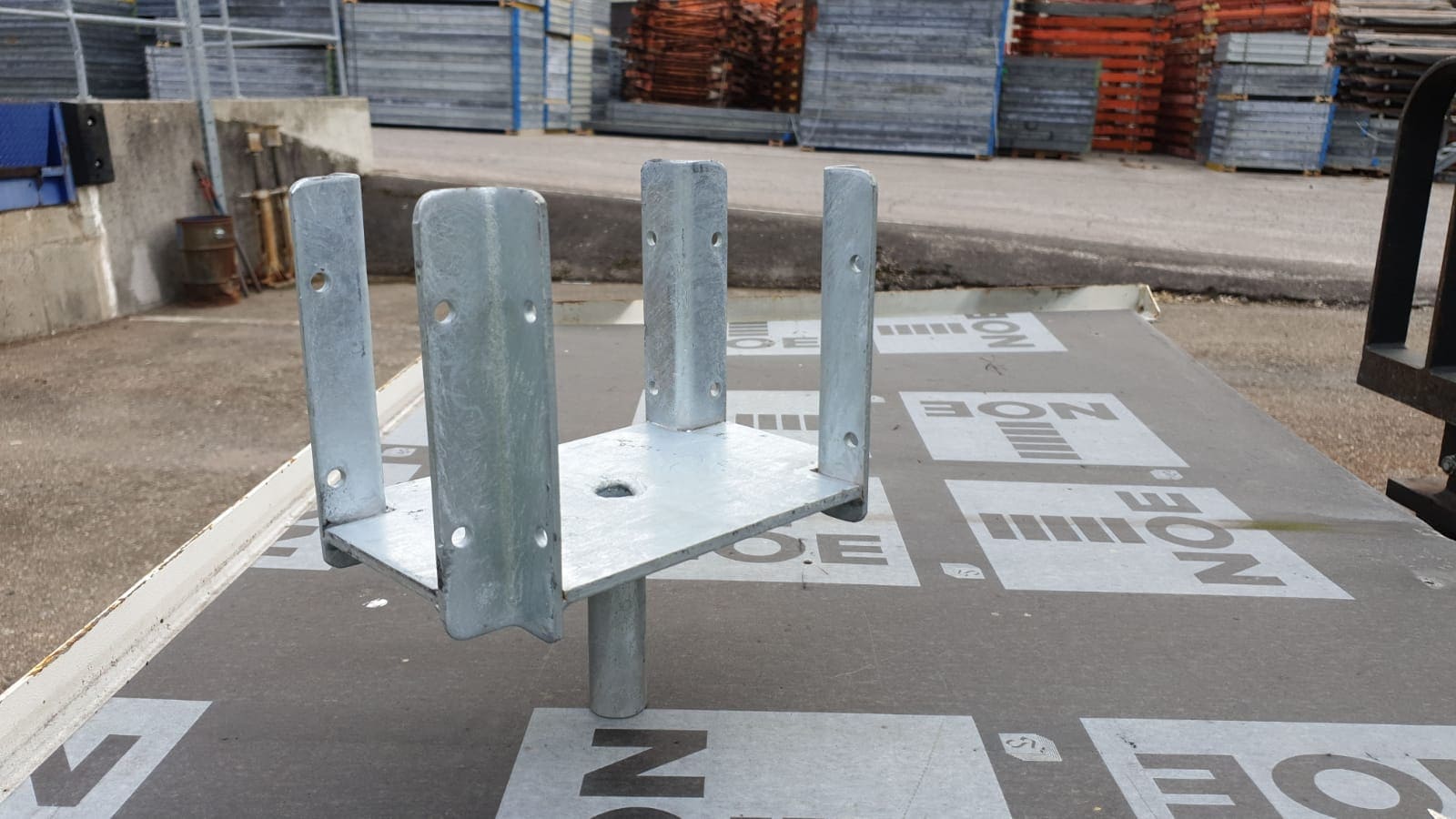 Têtes à quatre voies pour poutres en bois - Image 2