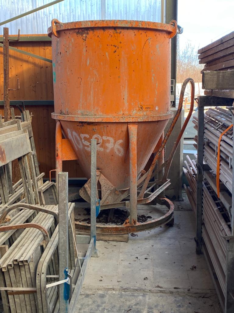 Concrete silo 2000 liters