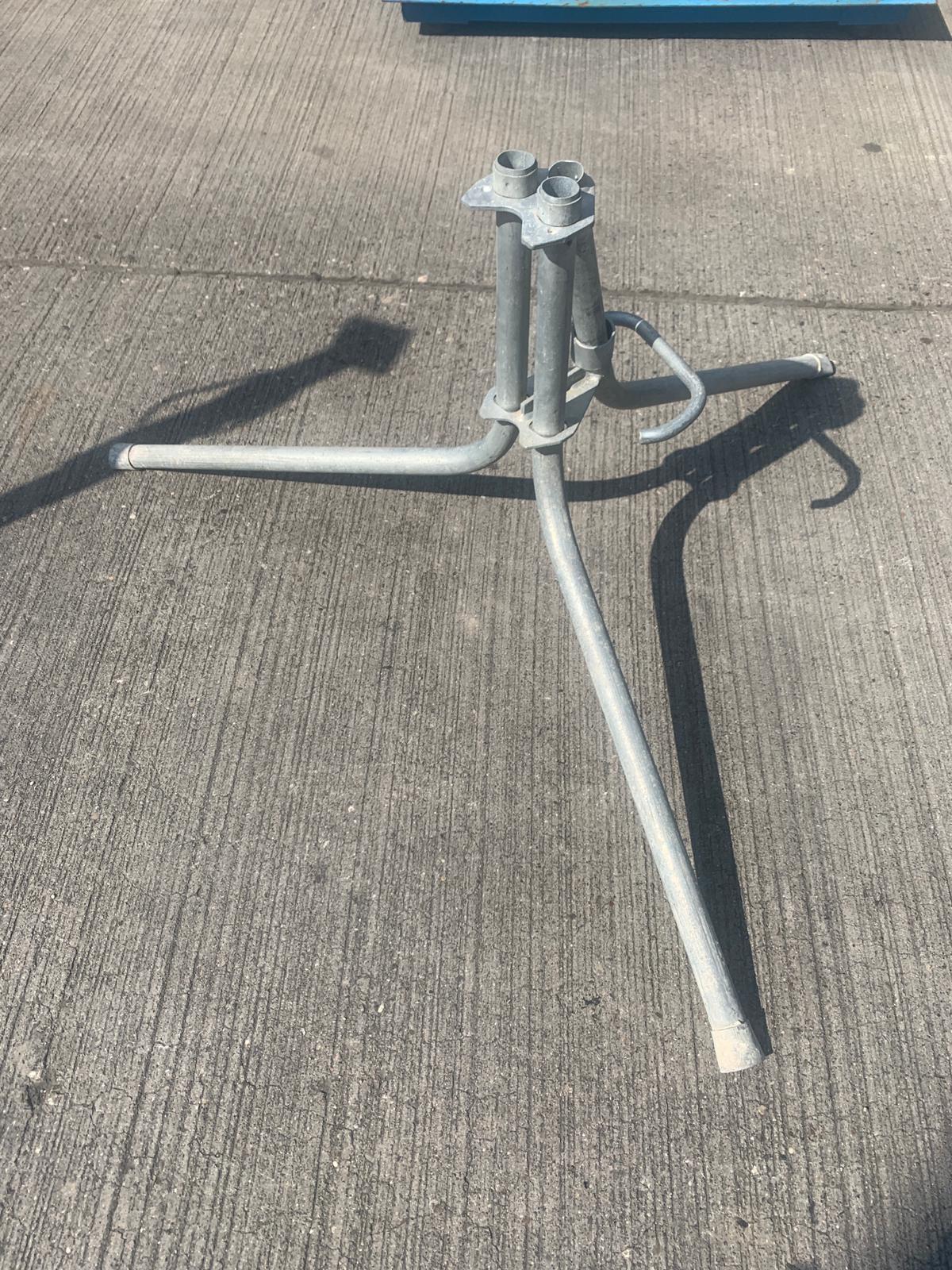 Dreibeine – Bild 2