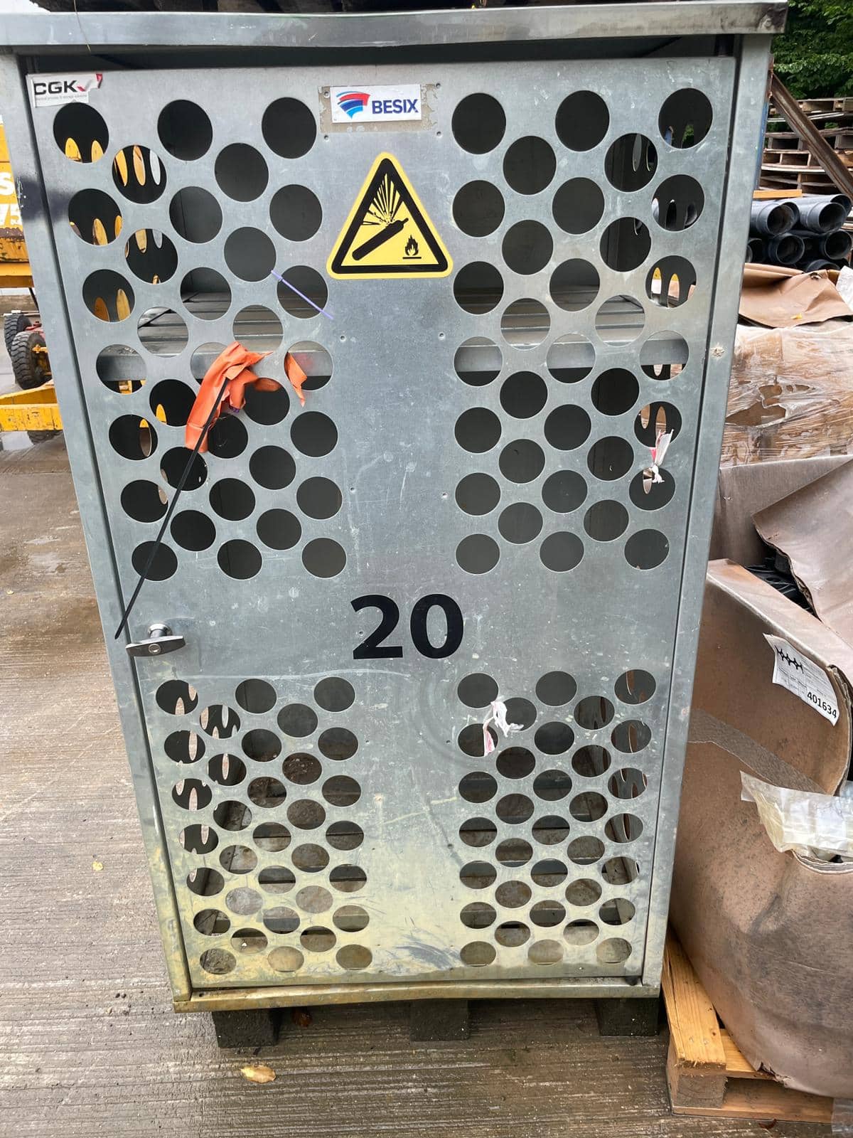 Conteneur de stockage pour bouteilles de gaz