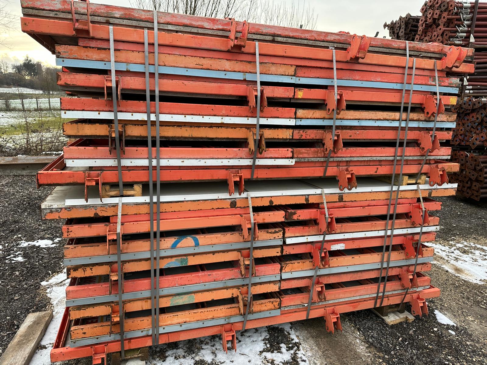 Peri Quattro Säulenschalung – Bild 11