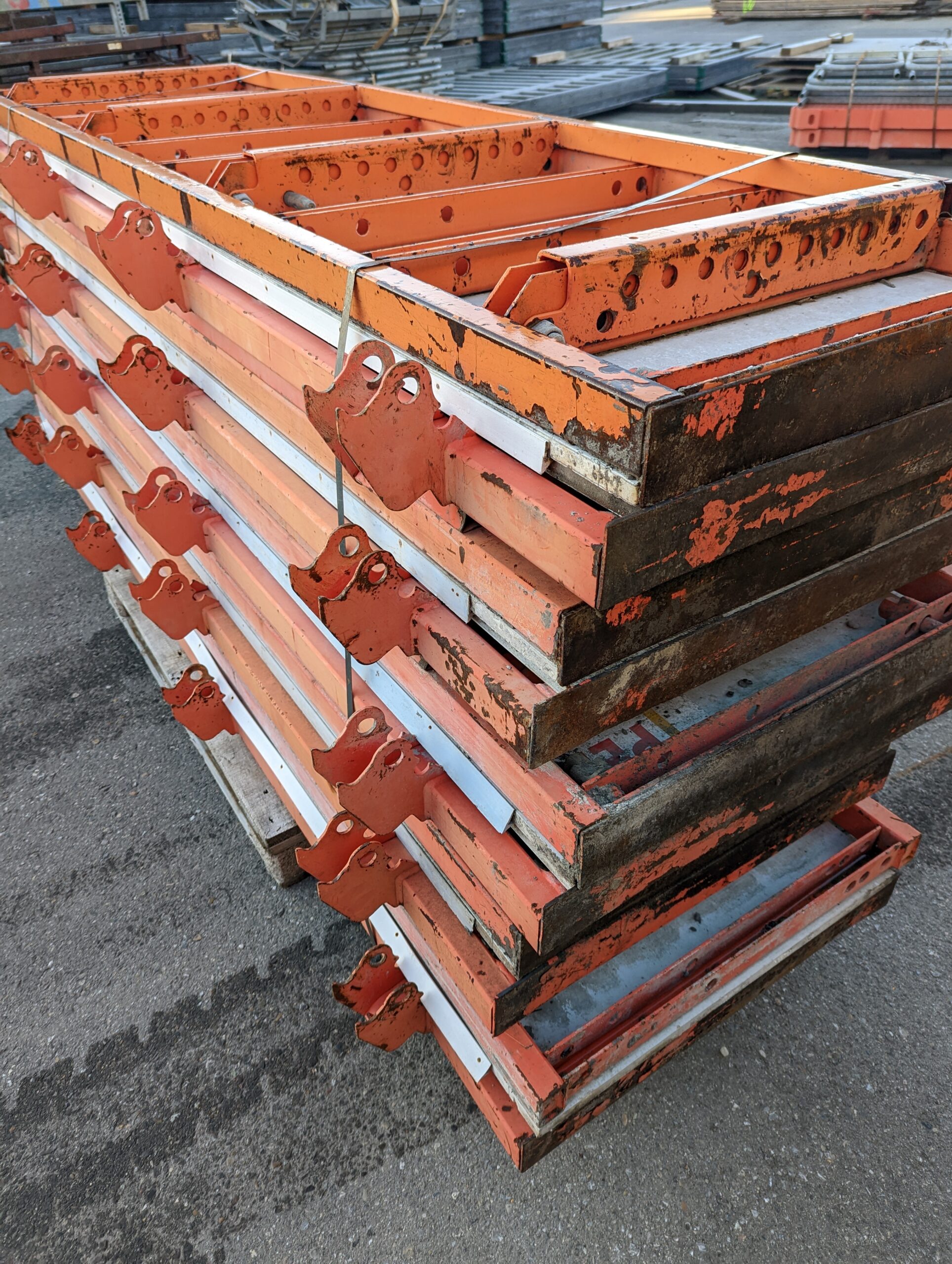 Peri Quattro Säulenschalung – Bild 6