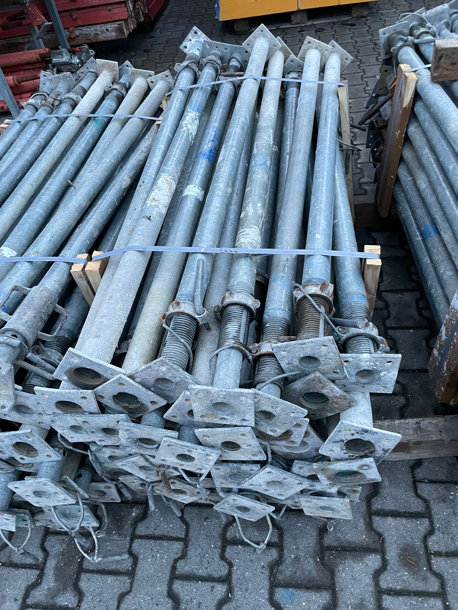 Hünnebeck Stützen A 300 – Bild 3