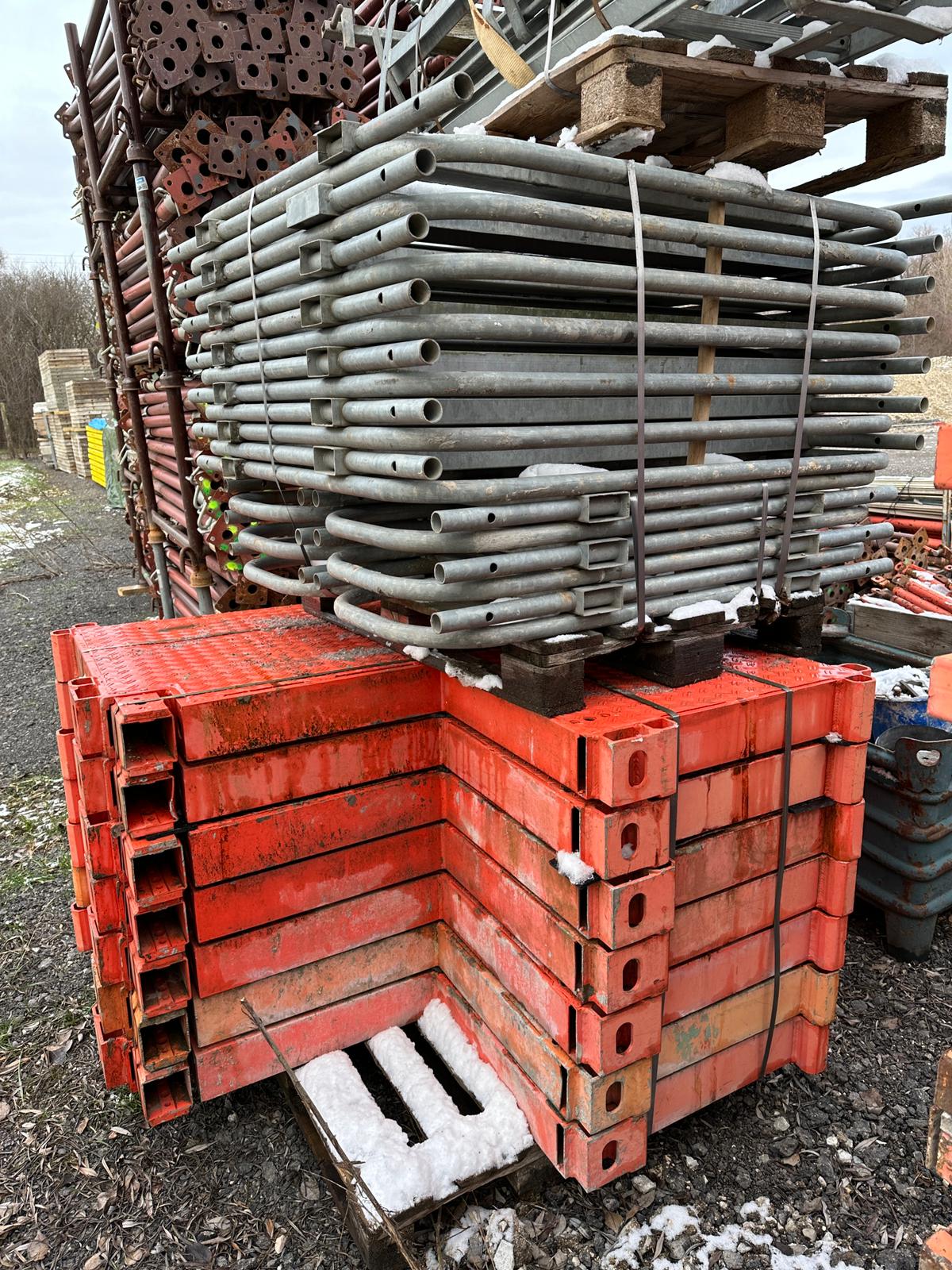 Peri Quattro Säulenschalung – Bild 12