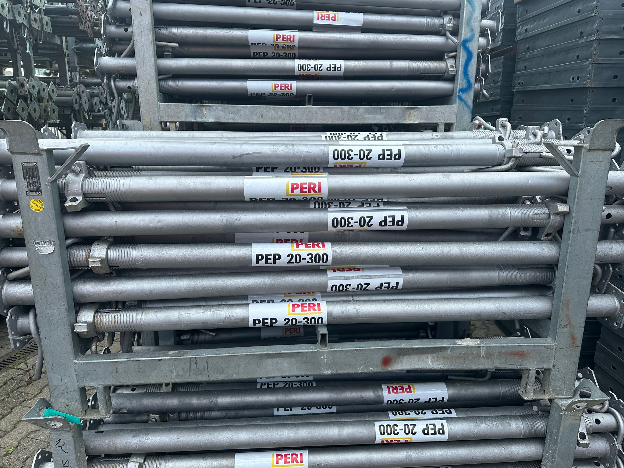 Peri PEP 20-300 ceiling props - Image 4