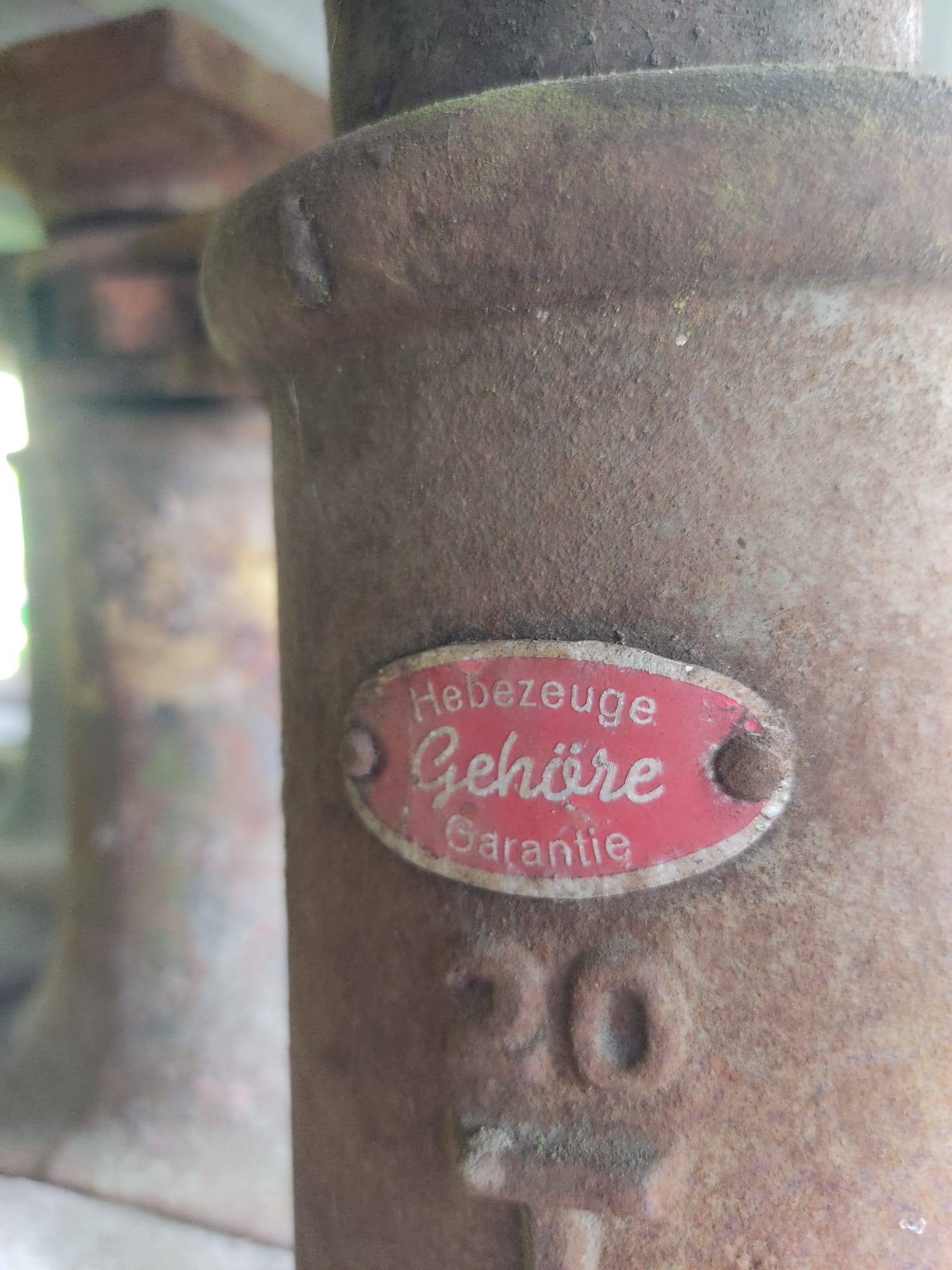 Spindle supports 20 tons load capacity - Image 3