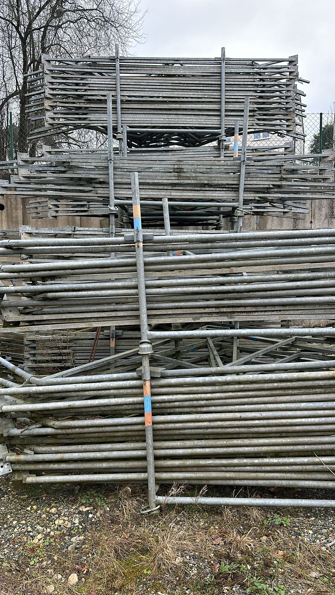 Suspended scaffolding - Image 2