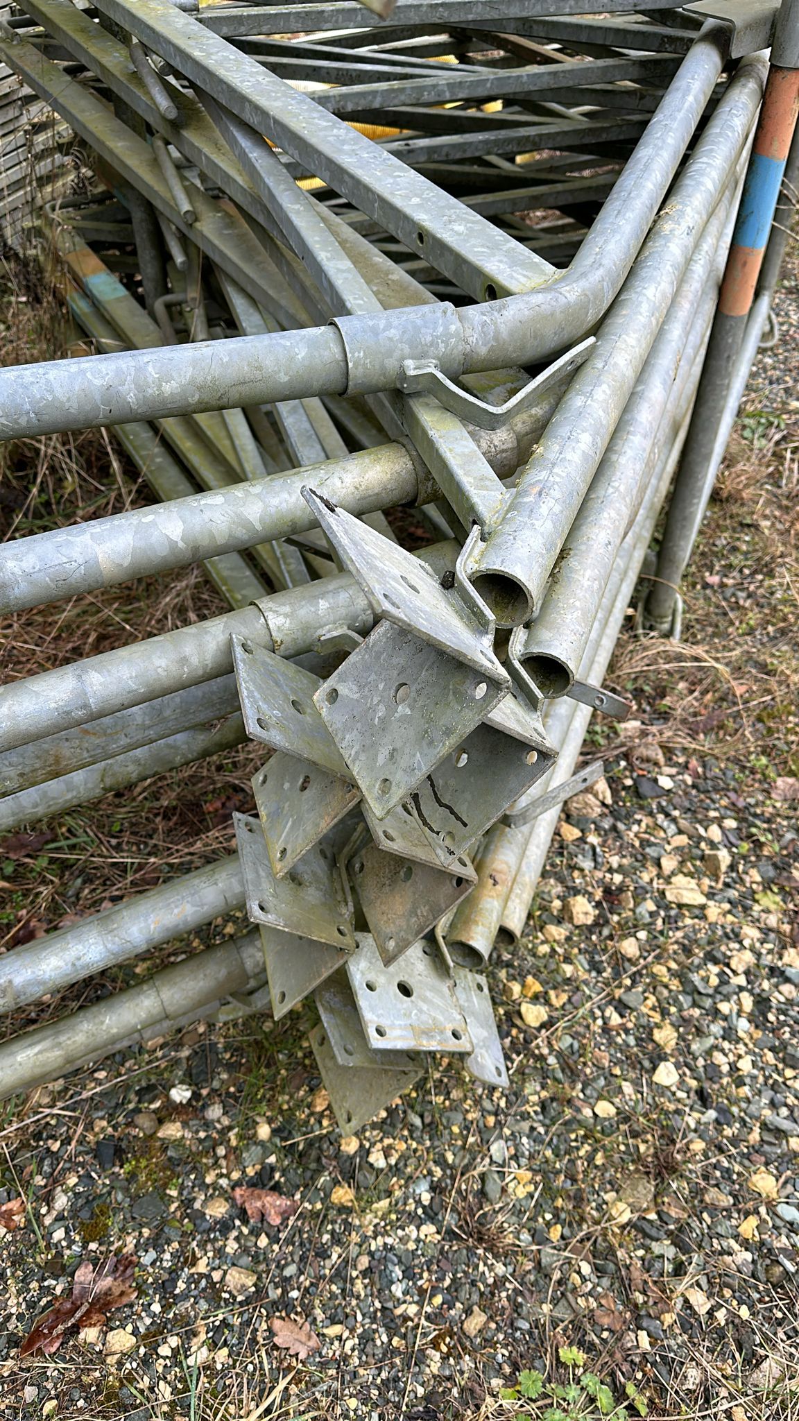 Suspended scaffolding - Image 3