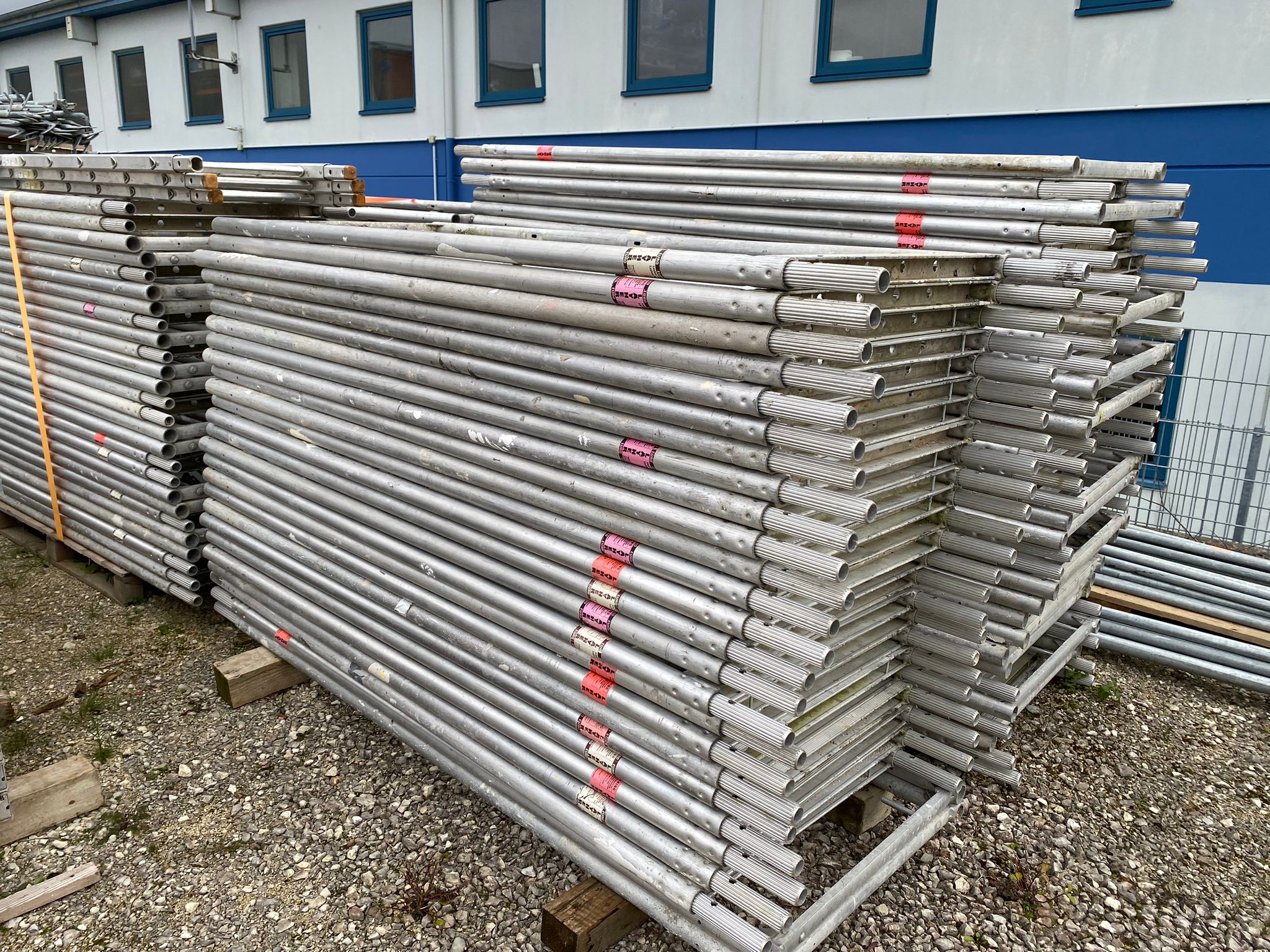 Layher Aluminium Gerüstmaterial